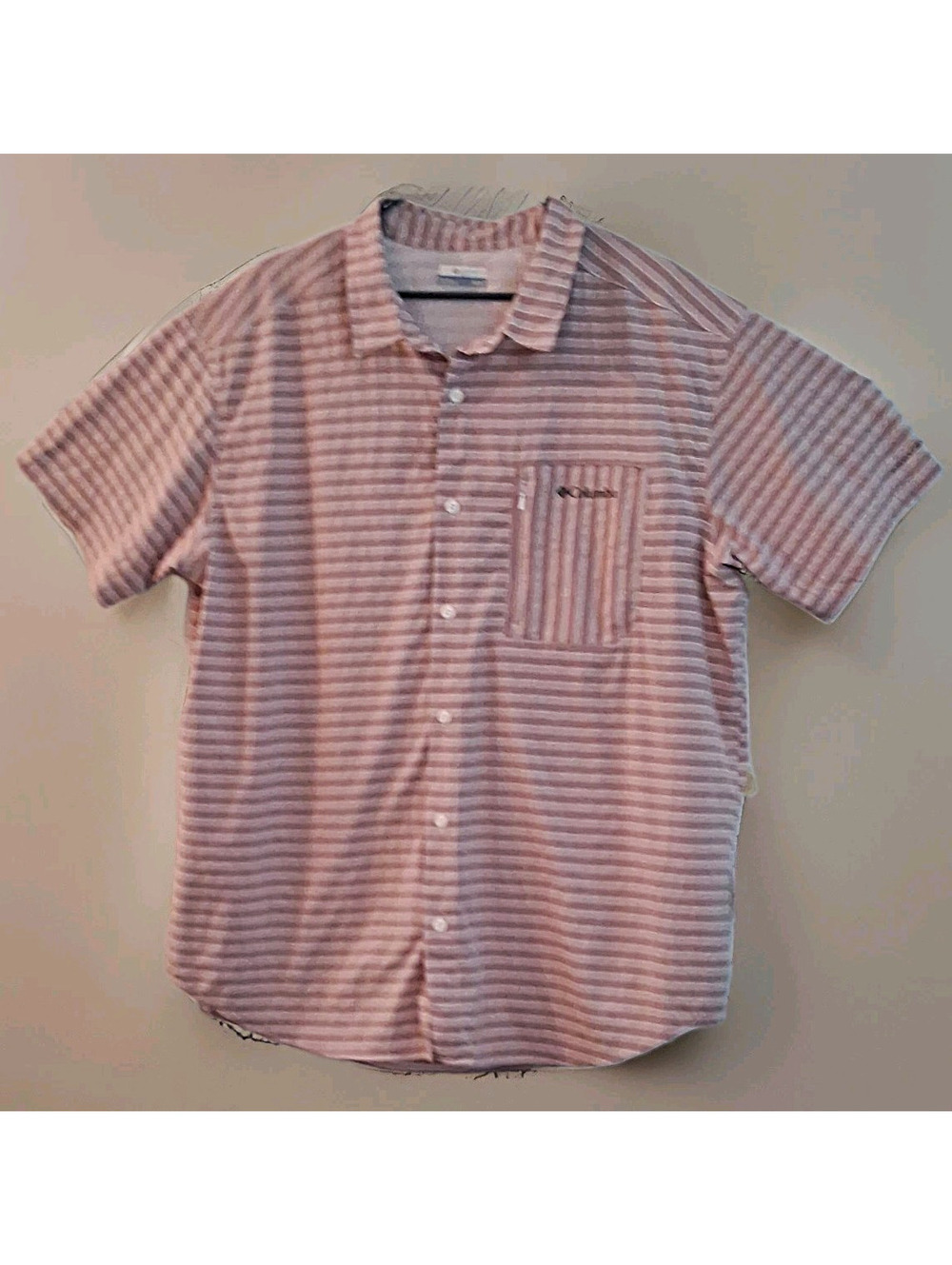 Columbia Men's XL Pink/White Striped Short Sleeve Button-Up Shirt w/ Pocket
